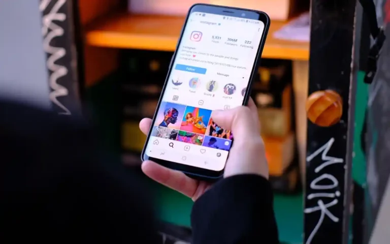 Cómo ver historias de Instagram sin que se den cuenta (2025)