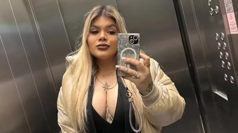 Morena rial Mega famosa